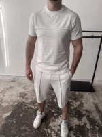 Чоловічий літній костюм , білого кольору ,