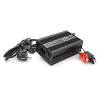 Зарядное устройство для аккумулятора AGM 36V,6A,+ крокодилы,135x90x50mm