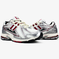 Демісезонні кросівки New Balance весна літо колір сріблястий