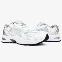 Кросівки весна літо New Balance колір білий/срібний