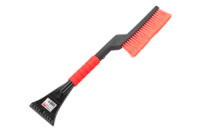 Щетка со скребком Intertool 610 мм AT-0115 (AT-0115)