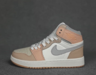 Жіночі кросівки Nike Air Jordan 1 Retro (36-41)
