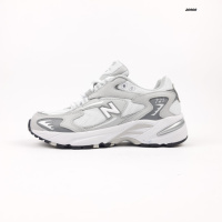 New Balance 725 білі з сірим