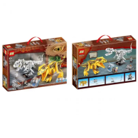 Конструктор «Скелет динозавра і напад Тірекса» 613 деталей