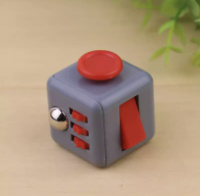 Кубик антистресс Fidget Cube 14135 серый с красным