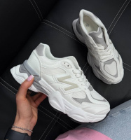 Жіночі кросівки в стилі New Balance