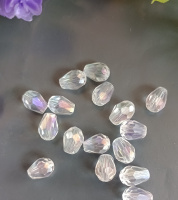 Хрустальные бусины*капля*. Размер 6*8мм. Цвет прозрачный с переливом. Цена указана за 1 шт