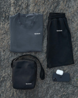 Чоловічий комплект футболка темно-сіра Reebok + Шорти + Барсетка