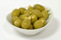 Крупні зелені оливки Халкідікі (Halkidiki) фаршировані мигдалем