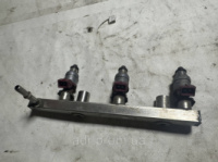 Форсунка топливная Чери КуКу двигатель 0.8 Рампа топливная в сборе Чери КуКу