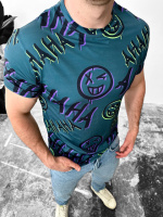 Синя чоловіча зручна літня футболка з яскравим дизайном