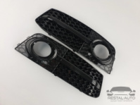 Тюнинг Решетки переднего бампера Audi A4 2007-2011год Черные (в стиле RS)