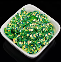 Пайетки цветок / 6 мм / радужные зеленые / 5 гр