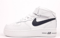 Зимові жіночі кросівки Nike Air Force 1 '07 (36-40)