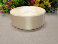 Атласная лента/ 2,5 см/ 23 метра/ молочный