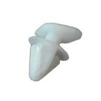 Крепления обшивки/молдингов, две и более шляпок Прямоугольная шляпка - Nissan Juke