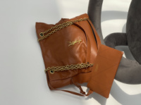 Сумка Saint Laurent Jamie in Leather карамель