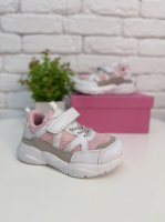 Кросівки рожеві