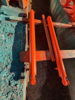 Гидроцилиндры подьема мачты на буровую установку УГБ 50