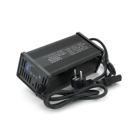 Зарядное устройство для аккумуляторов Li-ion 60V(71,4V),17S,20S,10A, 600 Вт. штекер Triangle plug (T-tipe/C13/IEC).185x88x60mm. 1,5 кг
