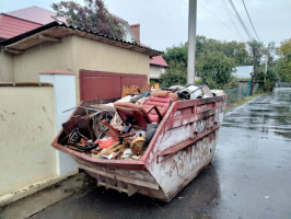 Уборка участка ,территории ,спил дерва покос травы Одеса