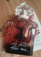 Жіночі парфуми Guerlain La Petite Robe Noire