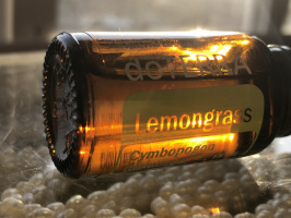 LEMONGRASS ESSENTIAL OIL / Лимонное сорго (Cymbopogon flexuosus), эфирное масло, 15 мл