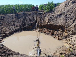Прокол под дорогой. ГНБ Полтава, бестраншейная прокладка коммуникаций