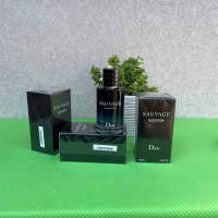 Чоловіча парфумована вода Dior Sauvage eau de Parfum