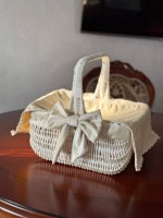 Кошик Голендер білий з лози зі світлим чохлом, полотенцем і бантиком 36×27×18 см пасхальний, корзина плетена