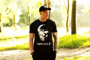 Футболка Miracle skull black