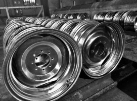 Экспорт оцинкованных металлоконструкций в ЕС 2026: CE EN 1090, CBAM и EN ISO 1461