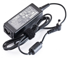 Легкі і компактні блоки живлення для подорожей