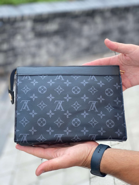 louis vuitton pochette voyage mm monogram eclipse