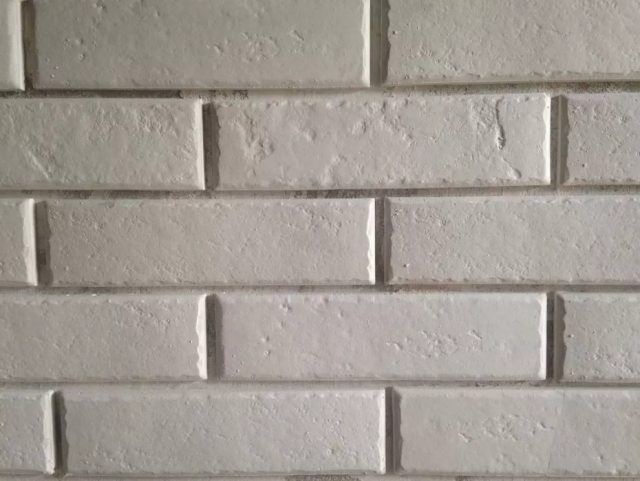 dekorativnaya gipsovaya plitka varshava